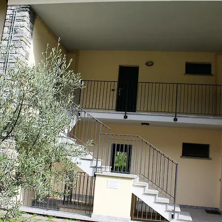 Apartamento Casa Lella With Pool And Garden Lenno Exterior foto